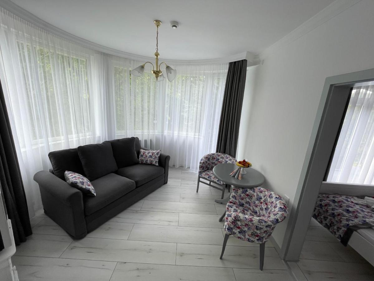 Villa Rose Garden Nyíregyháza Esterno foto